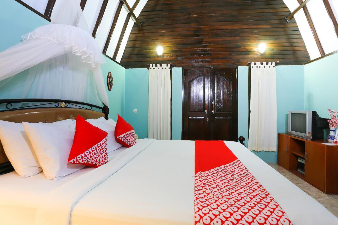 Oyo 1365 Sunrise Lumbung Hotel Gili Trawangan Bagian luar foto